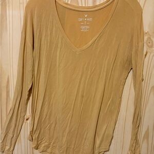 American Eagle Outfitters Mustard Long Sleeve Tee